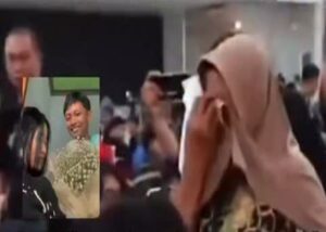 Viral Yank Uwes Yank di TikTok, Tangis Ibunda Sang Pemeran Pecah usai Tahu Aksi Buah Hatinya 1 VIDEO VIRAL - Ibu pemeran di video syur Yank Uwes Yank tak kuasa menahan tangis! Video syur berdurasi singkat itu ternyata diperankan pelajar di Banywangi. Berikut selengkapnya, Selasa (4/8/2026). X/REPRO