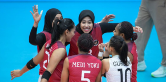 Timnas Voli Putri Indonesia menghadapi Thailand pada SEA V Cup 2026 leg 2 di 700th Anniversary Chiang Mai Sports Complex.