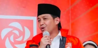 PSI menyerahkan keputusan calon wakil presiden Prabowo untuk Pilpres 2029 kepada Prabowo. Raja Juli Antoni menanggapi wacana PAN mengusung Zulhas.