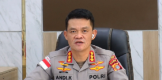 Profil Kombes Pol Andi Kirana, Kapolresta Banda Aceh yang Diperiksa Propam Profil Kombes Pol Andi Kirana, Kapolresta Banda Aceh yang sedang menjalani pemeriksaan Divpropam Mabes Polri bersama Kasat Reserse Narkoba AKP Muhammad Jabir.