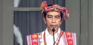 Mantan Sekretaris DPD BaraJP NTT Hildebertus Seli melontarkan kritik terhadap Presiden ke-7 Joko Widodo. Ia meminta Jokowi menghentikan pencitraan politik dan lebih mendengarkan suara rakyat yang tengah menghadapi berbagai kesulitan.