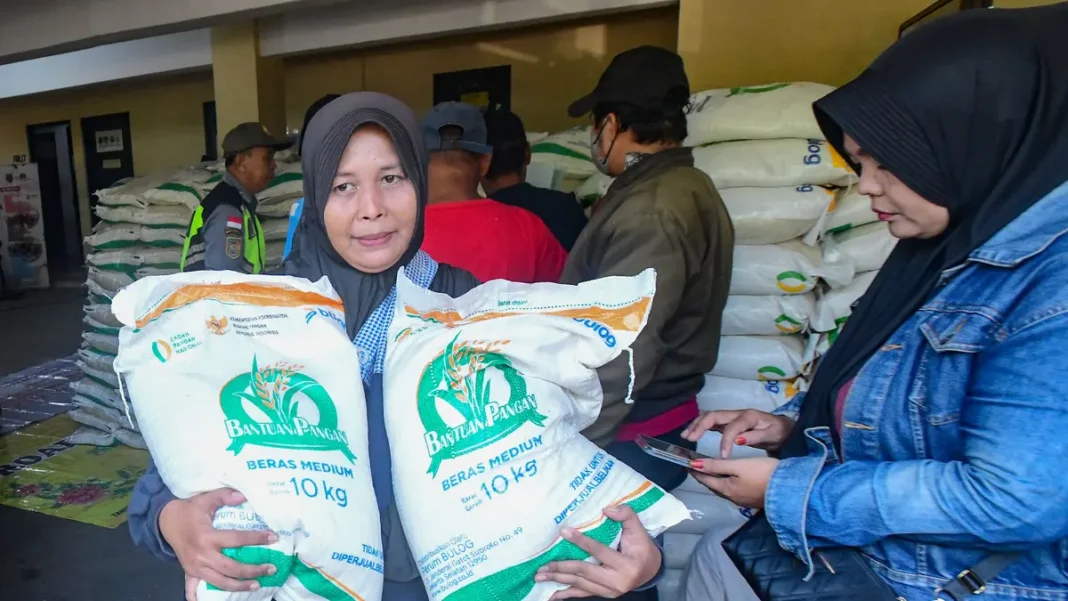 Kabar Gembira! Jelang HUT ke-81 RI, Pemerintah Siapkan 997.200 Ton Beras untuk 33 Juta Keluarga