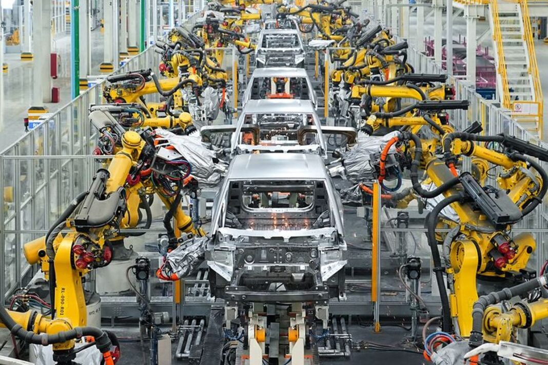 Prabowo Ungkap Proyek Ekosistem Mobil Listrik di Subang, Produksi Massal Ditargetkan 2028
