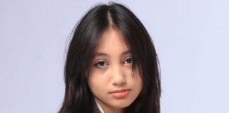 Antea Putri Turk tampil membawakan lagu dalam perayaan HUT ke-81 Republik Indonesia di Istana Kepresidenan Jakarta, Senin (17/8).