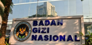 BGN menetapkan insentif operasional dapur MBG sebesar Rp2.000 per porsi mulai 5 Oktober 2026.