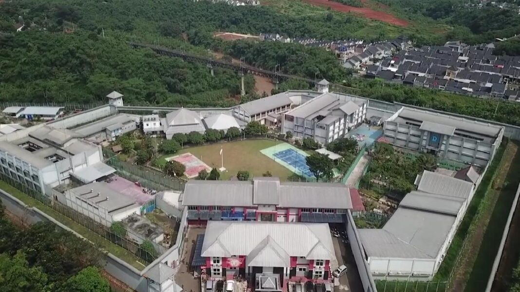 Fasilitas Mewah Ditemukan di Lapas Cibinong, Lima Pejabat Dinonaktifkan