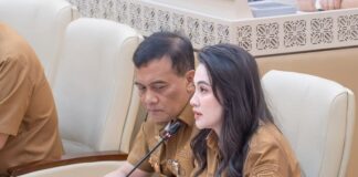 16 Ribu Hektare TORA Tak Kunjung Jelas, Sherly Tjoanda Soroti Kinerja ATR/BPN di Bawah Nusron Wahid Gubernur Maluku Utara Sherly Tjoanda menyampaikan persoalan 16 ribu hektare TORA dalam rapat bersama Komisi II DPR RI, Selasa (15/9/2026).
