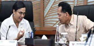 LHKPN PEJABAT - Kepala BAPPISUS RI sekarang, Aris Marsudiyanto berdiskusi dengan Menkeu RI sebelumnya, Sri Mulyani beberapa waktu lalu. Dari catatan LHKPN, Aris Marsudiyanto diketahui menjadi satu di antara pejabat di Tanah Air yang punya harta kekayaan dalam jumlah fantastis! Bahkan melampaui kekayaan Menkeu RI sekarang, Suahasil Nazara. Berikut detailnya, Senin (28/9/2026). OFFICIAL INSTAGRAM BAPPISUS RI/REPRO