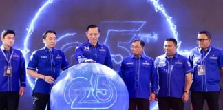 HUT DEMOKRAT - Ketua Umum Partai Demokrat, AHY memberikan apresiasi dan penghargaan tinggi kepada SBY serta para pendiri Partai Demokrat di momen HUT ke-25 Partai berlambang bintang mercy ini, Rabu (9/9/2026). AHY juga menegaskan komitmennya mengutamakan perjuangan untuk rakyat. OFFICIAL INSTAGRAM PARTAI DEMOKRAT/REPRO