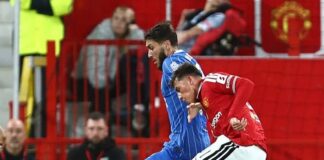 KEKALAHAN MEMALUKAN - Pemain Manchester United (Merah) dan Brighton and Hove Albion berduel dalam laga terbaru Piala Liga Inggris EFL Carabao Cup 2026, Kamis (17/9/2026) dini hari tadi. Skuad Setan Merah telan kekalahan di hadapan pendukung sendiri yang memenuhi Old Trafford Stadium dan dipastikan tersingkir! OFFICIAL INSTAGRAM CARABAO CUP 2026/REPRO