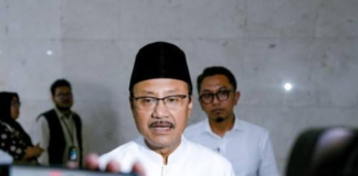 Menteri Sosial Saifullah Yusuf atau Gus Ipul menjelaskan penyebab perubahan desil DTSEN yang dipengaruhi masuknya sekitar 12 juta data baru dari BKKBN.