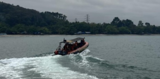 Daftar 5 Jurnalis dan 3 Awak Kapal Hilang Kontak Saat Liputan Gunung Anak Krakatau Tim SAR gabungan melakukan pencarian lima jurnalis dan tiga awak kapal yang hilang kontak saat meliput Gunung Anak Krakatau di Selat Sunda.