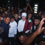 Presiden ke-7 RI Joko Widodo bertemu penyintas gempa di Pulau Palue, Kabupaten Sikka, NTT, Rabu (16/9/2026).