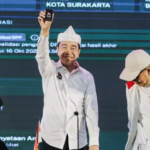 Jokowi menyatakan tidak masalah jika parliamentary threshold naik hingga 8 persen. Ia menyerahkan keputusan kepada DPR dan pemerintah serta optimistis PSI masuk Senayan 2029.