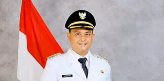 Profil Hamenang Wajar Ismoyo, Bupati Klaten Kader PDIP yang Terjaring OTT KPK Bupati Klaten Hamenang Wajar Ismoyo, kader PDI Perjuangan dan mantan Ketua DPRD Klaten, diamankan KPK bersama 19 orang dalam OTT pada 15 Oktober 2026. KPK turut mengamankan uang sekitar Rp1 miliar.
