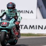 APES DI MOTO2 MANDALIKA - Pembalap Spanyol, Alex Escrig menelan pil pahit apes di race Moto2 Mandalika 2026, Minggu (11/10/2026). Sudah nyaris finis dan jadi juara, motornya malah mati mendadak. OFFICIAL INSTAGRAM ALEX ESCRIG/REPRO