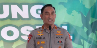 Profil Komjen Suyudi Ario Seto, Calon Kapolri Usulan Prabowo: Lulusan Akpol 1994 dan Mantan Kapolda Banten Profil Komjen Suyudi Ario Seto, calon Kapolri usulan Prabowo. Lulusan Akpol 1994 ini pernah menjabat Kapolda Banten dan Kepala BNN.