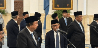 Rocky Gerung berhak menerima hak keuangan Rp76,5 juta per bulan sebagai anggota Wantimpres berdasarkan Perpres Nomor 15 Tahun 2026.