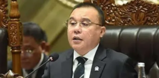 Benarkah Surpres Pergantian Panglima TNI Sudah Masuk DPR RI? Ini Kata Dasco Sufmi Dasco Ahmad membantah DPR telah menerima surpres pergantian Panglima TNI dari Prabowo Subianto. Hingga 6 Oktober 2026, surpres belum diterima DPR.