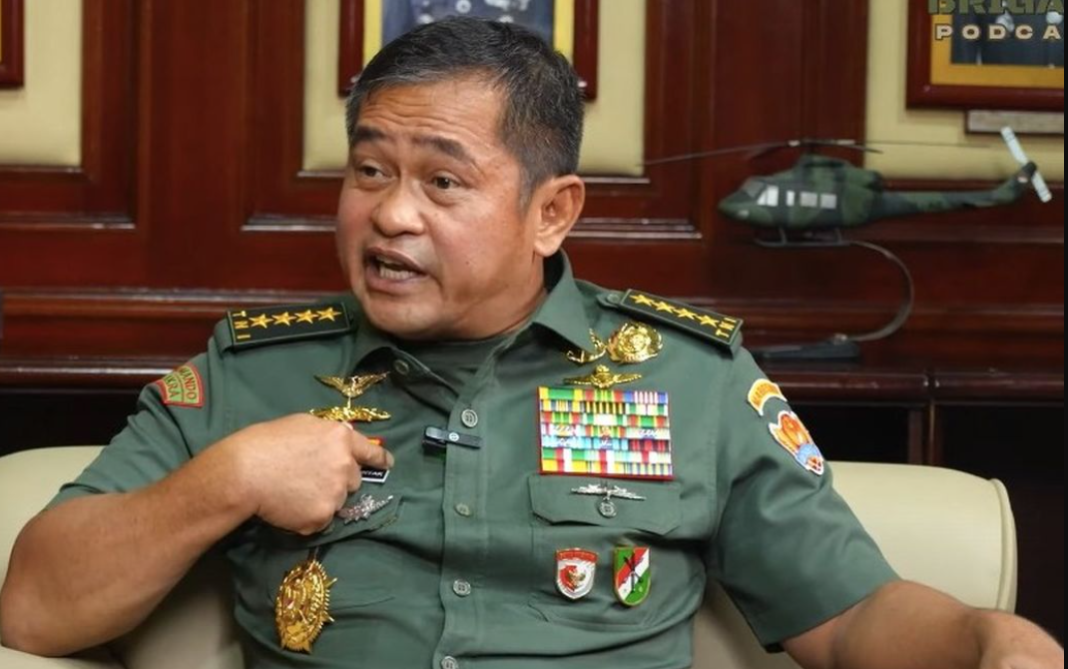 KSAD Jenderal TNI Maruli Simanjuntak saat menegaskan TNI AD tidak akan melindungi prajurit yang terbukti terlibat dalam aktivitas judi online.