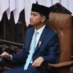 Apakah Gibran Harus Ikut Paket C Jika Ingin Maju Pilpres? Ini Pernyataan Bambang Widjojanto pendidikan kesetaraan Paket C yang setara SMA, program yang disebut Bambang Widjojanto dalam pernyataannya terkait persyaratan pendidikan Gibran.