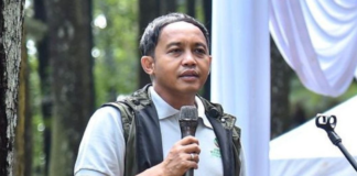 Menteri Kehutanan Raja Juli Antoni disebut menerima amplop setelah pertemuan dengan Bupati Kuansing nonaktif Suhardiman Amby pada 2 Juni 2026.