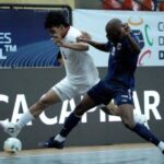 Pemain Timnas Futsal Indonesia berjuang meraih hasil positif saat menghadapi Peru pada Minggu, 18 Oktober 2026.
