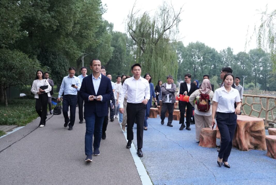 Belajar dari Desa di China, Menteri Transmigrasi Dorong Investasi untuk Buka Lapangan Kerja